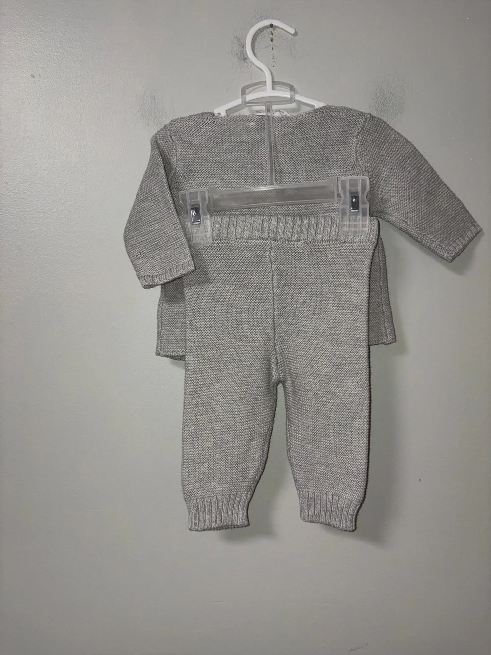Rene Rofe Gray Textured Knit Button Up Sweater & Pants Set Unisex Baby 0-3M NWOT